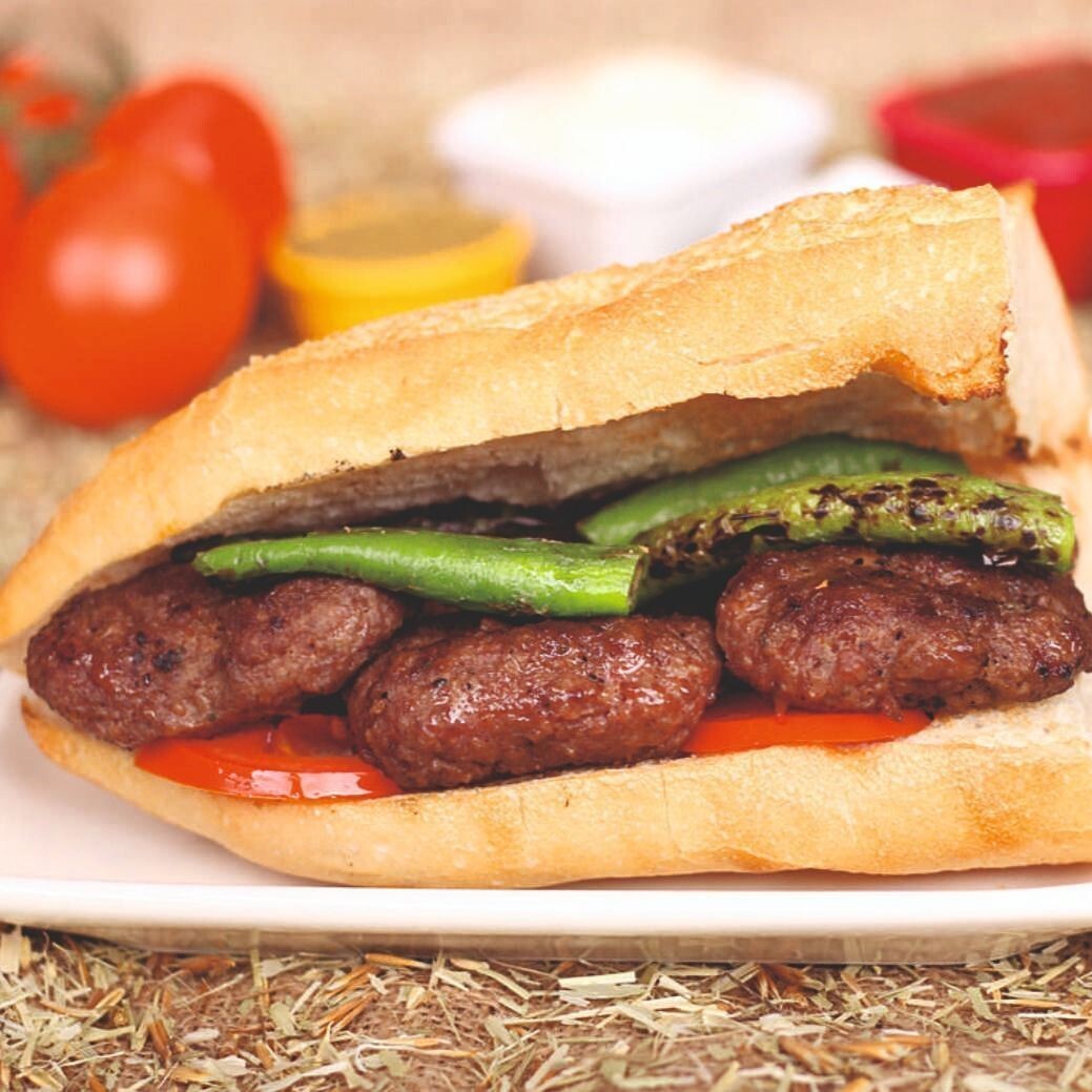 3 Çeyrek Ekmek Izgara Köfte