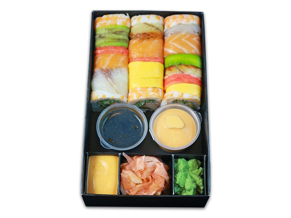King Rainbow Roll (12 Pcs.)