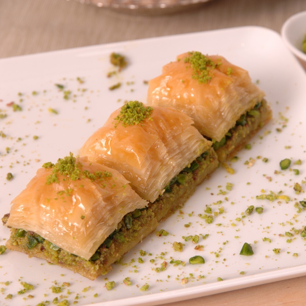 Fıstıklı Kare Baklava (1 kg)