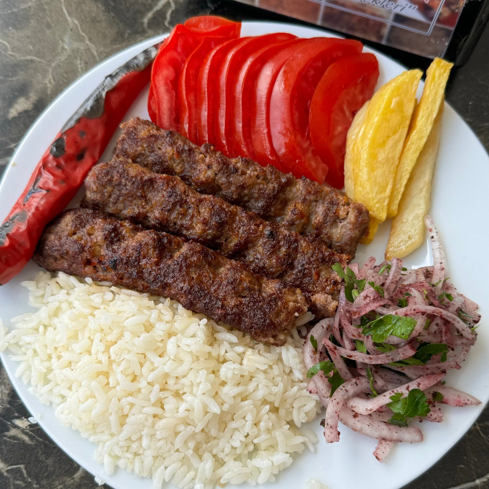 Adana Kebap Menü