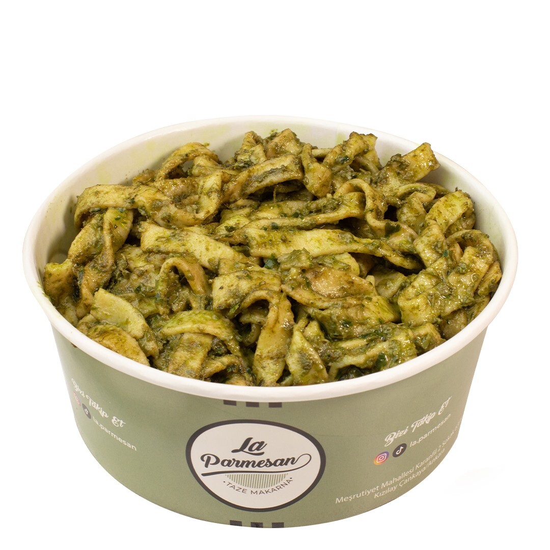 Pesto (Parmesan Tekerinde)