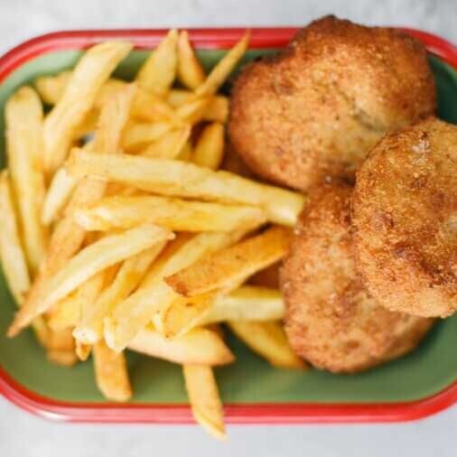 Nugget[8 adet]Patatesli Menü