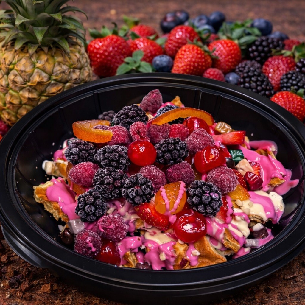 Orman Meyveli Waffle Bowl
