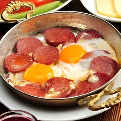 Sucuklu Yumurta
