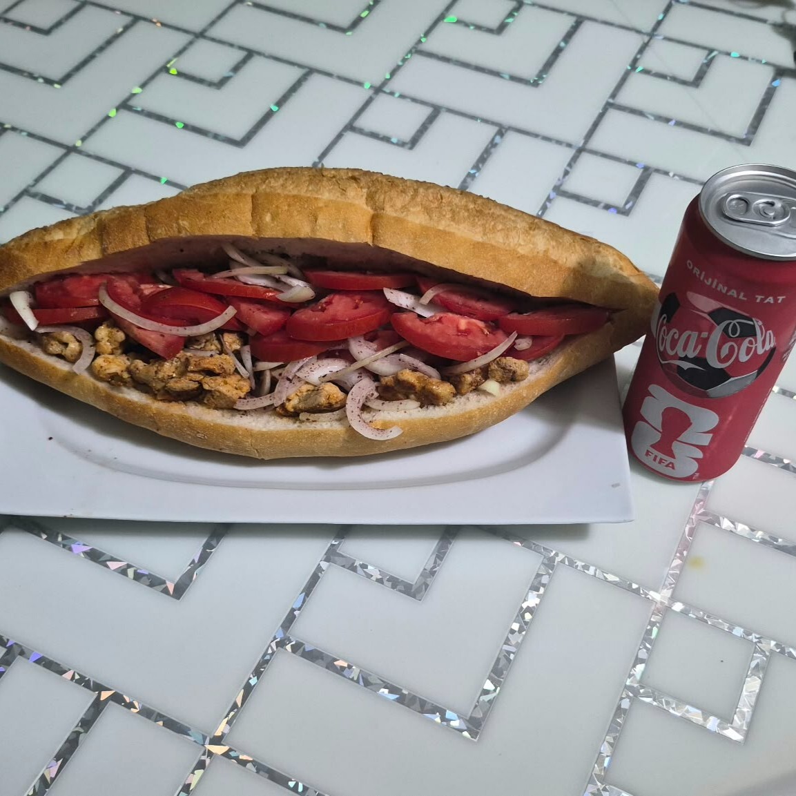 Bütün Tavuk Ekmek Menü