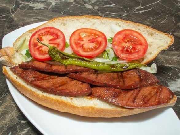 Ekmek Arası Izgara Sucuk