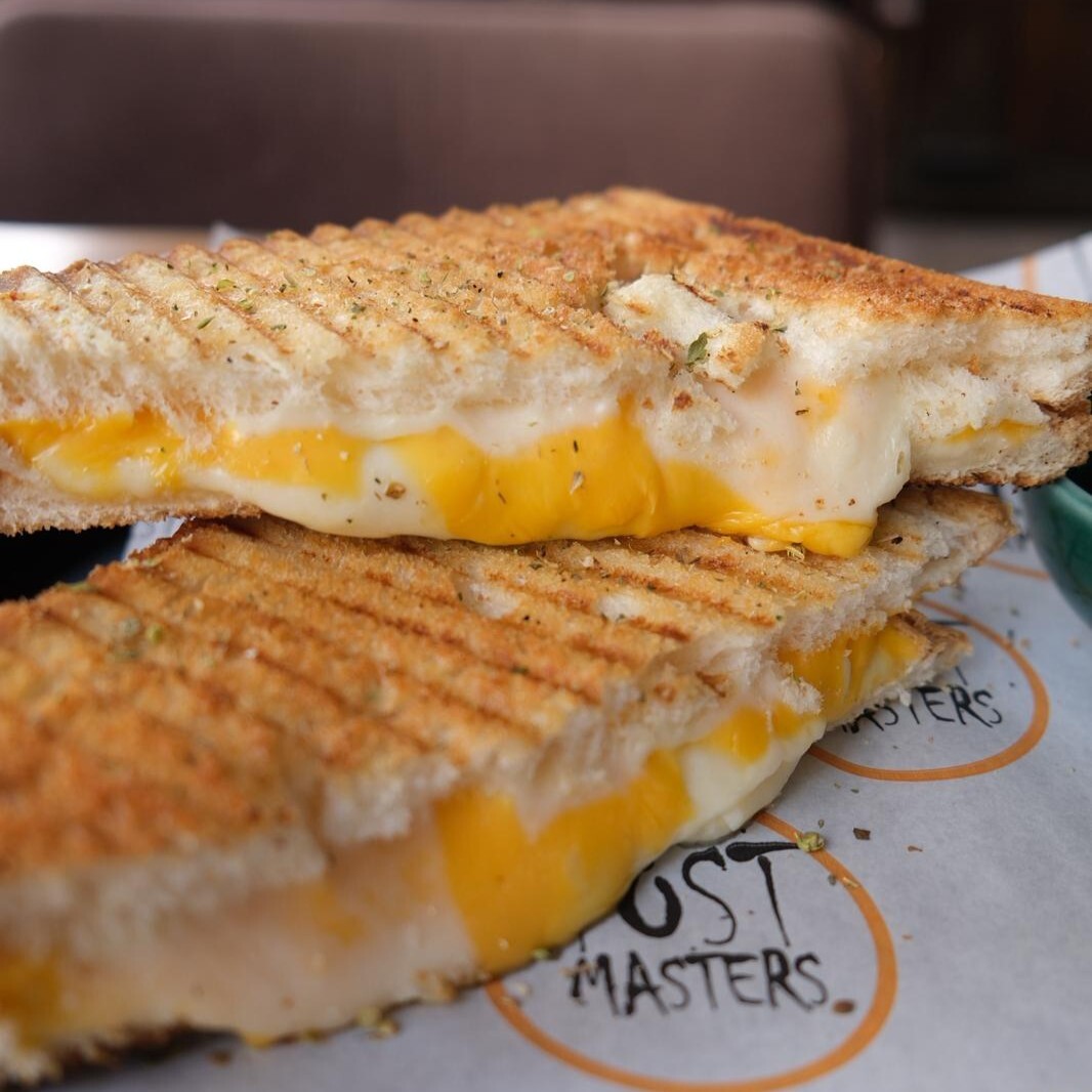 Kaşarlı Cheddarlı Tost