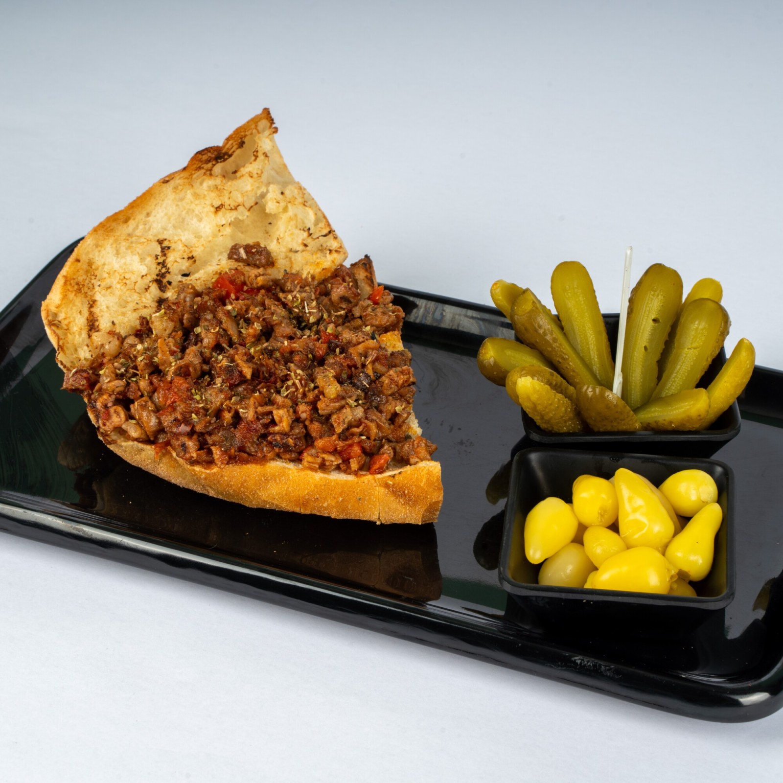 Çeyrek Ekmek Arası İstanbul Usulü Kuzu Kokoreç