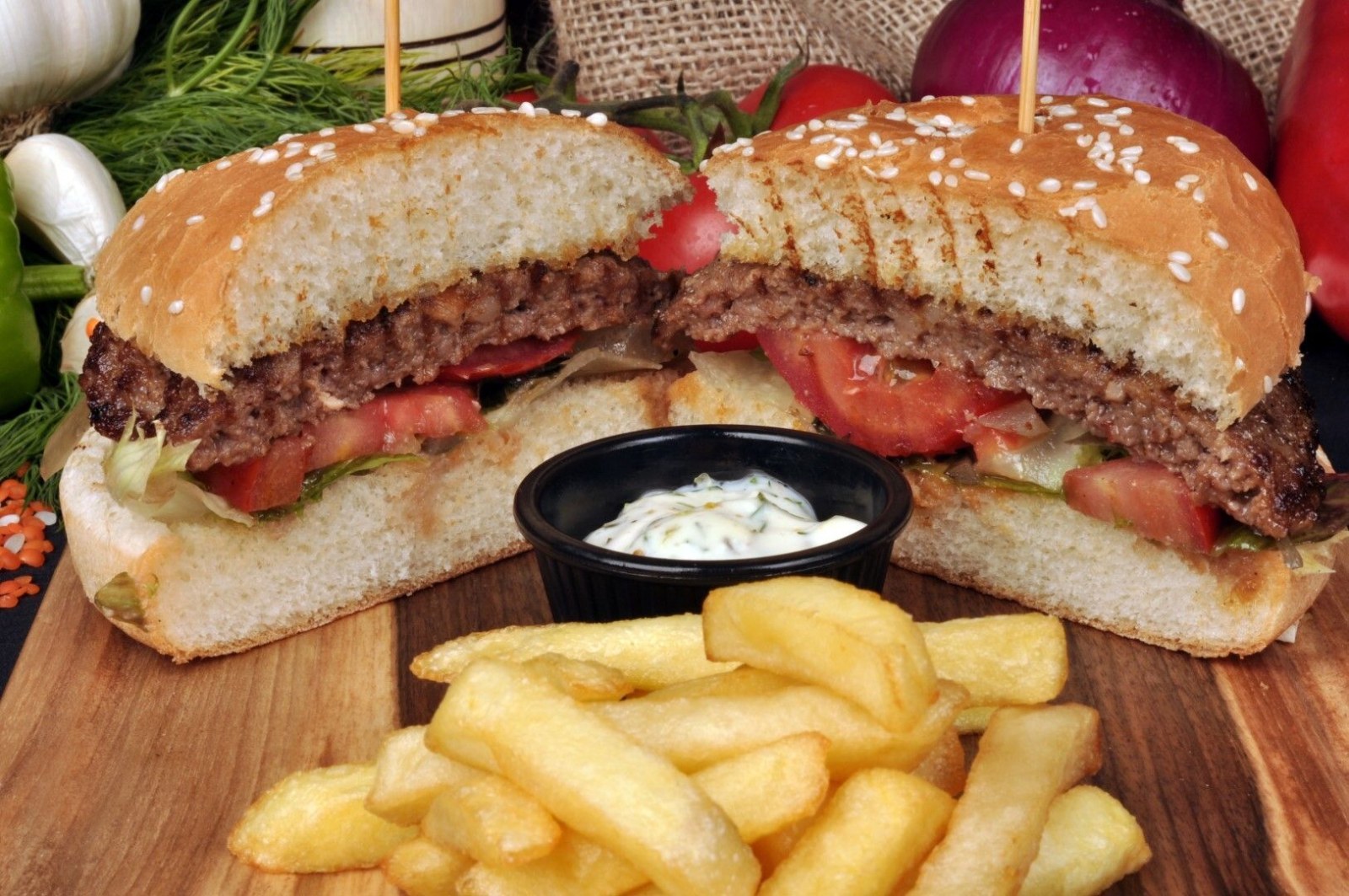 Ekmeğinden Taşan Burger