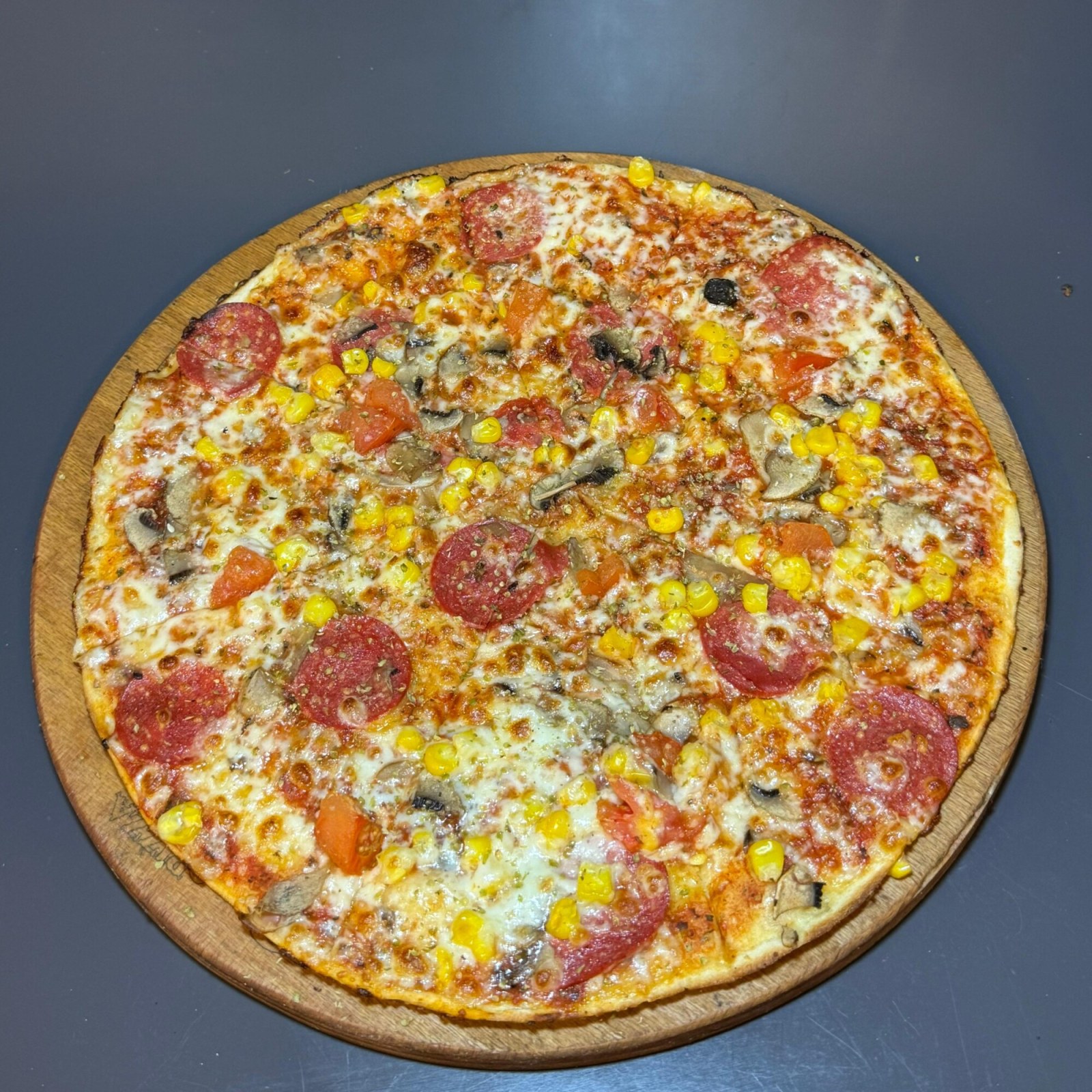 Muhteşem Dörtlü Pizza (32 cm.)