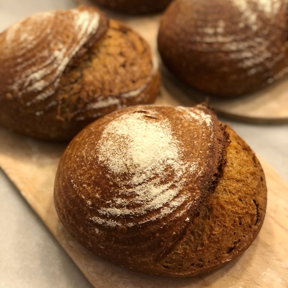 Tam Buğday Ekmeği (1 Kg)
