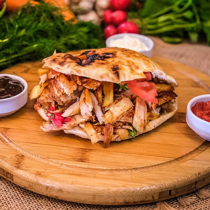 Tombik Ekmek Arası Tavuk Döner (100 gr)
