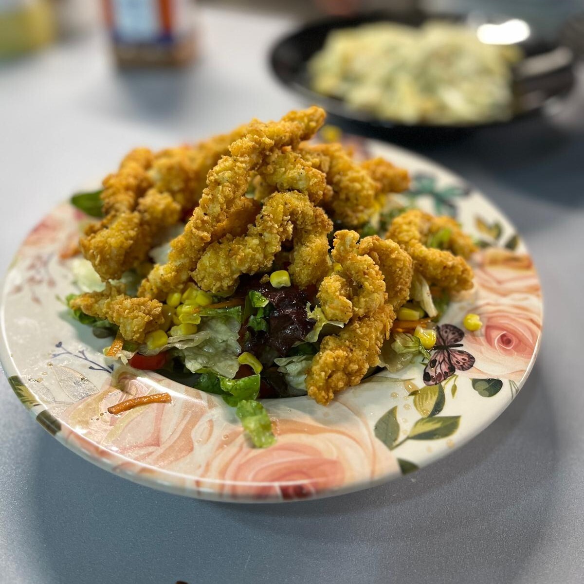 Çıtır Tavuklu Salata