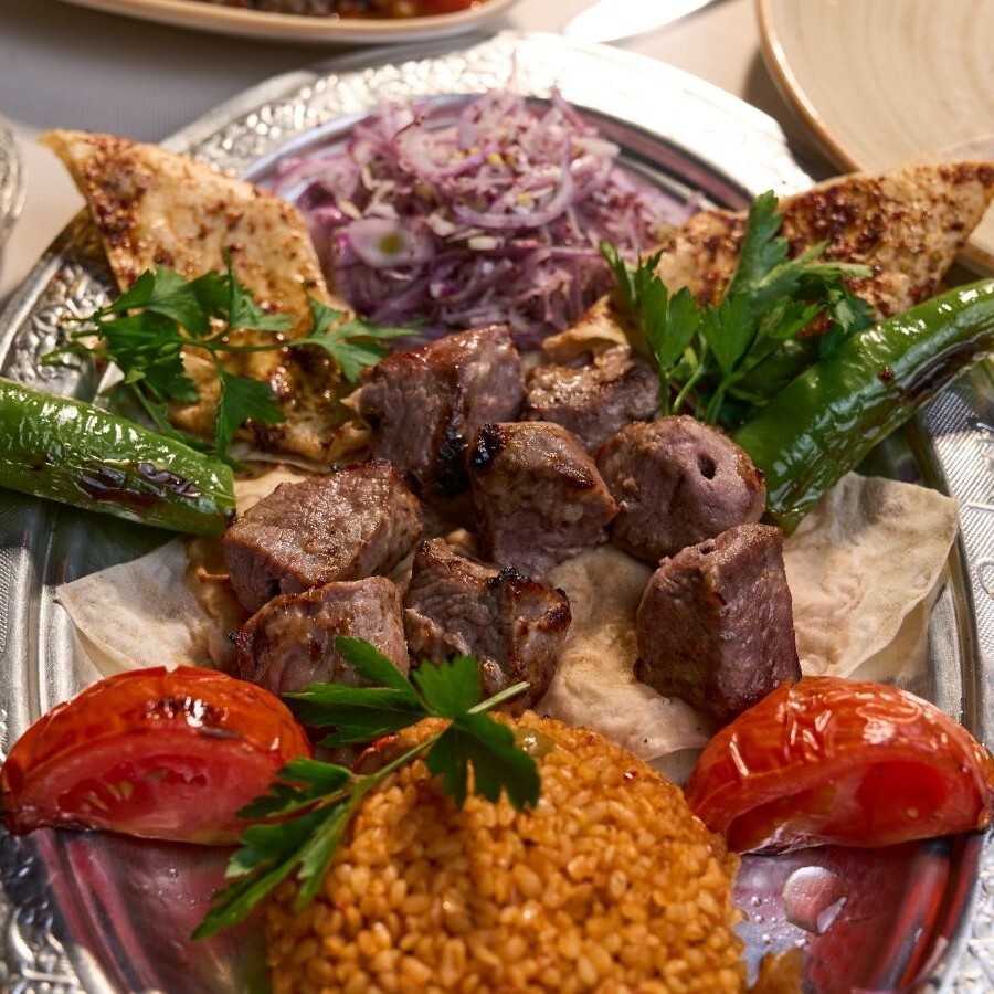 Terbiyeli Kuzu Şiş