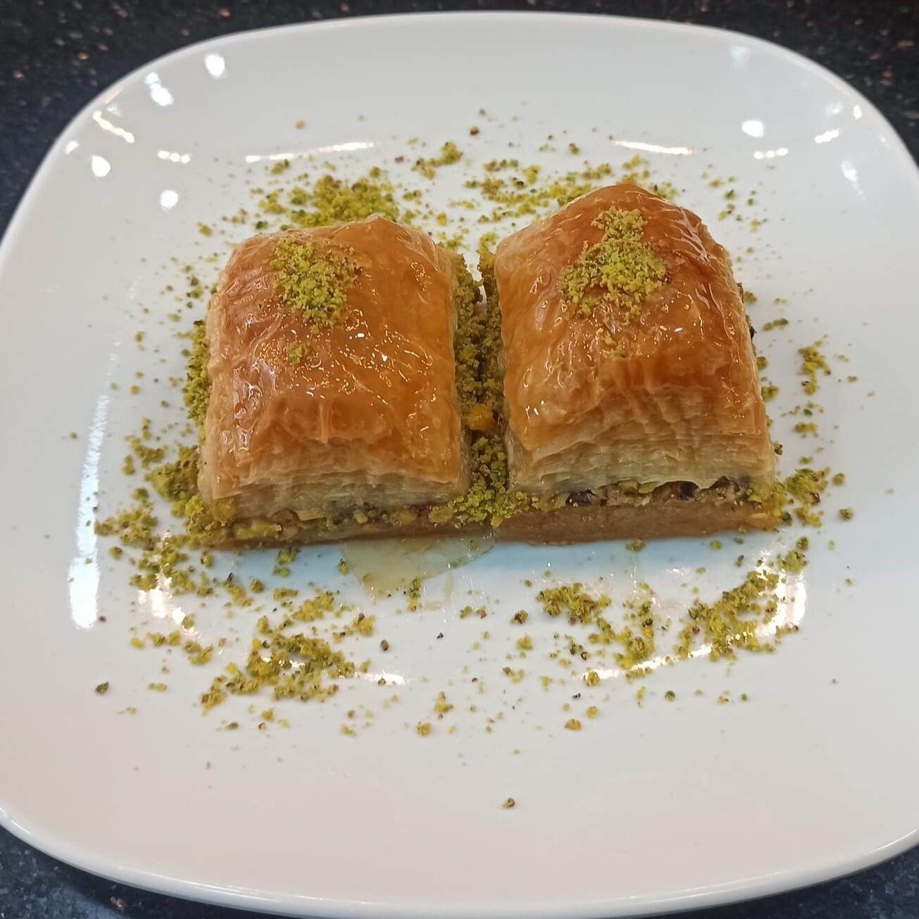 Fıstıklı Tereyağlı Baklava (500 gr)