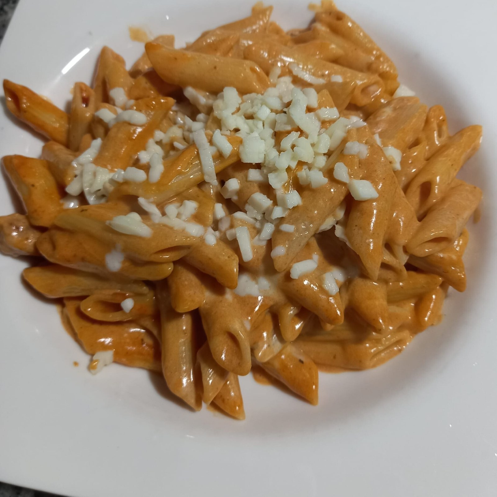 Barbekü Soslu Makarna