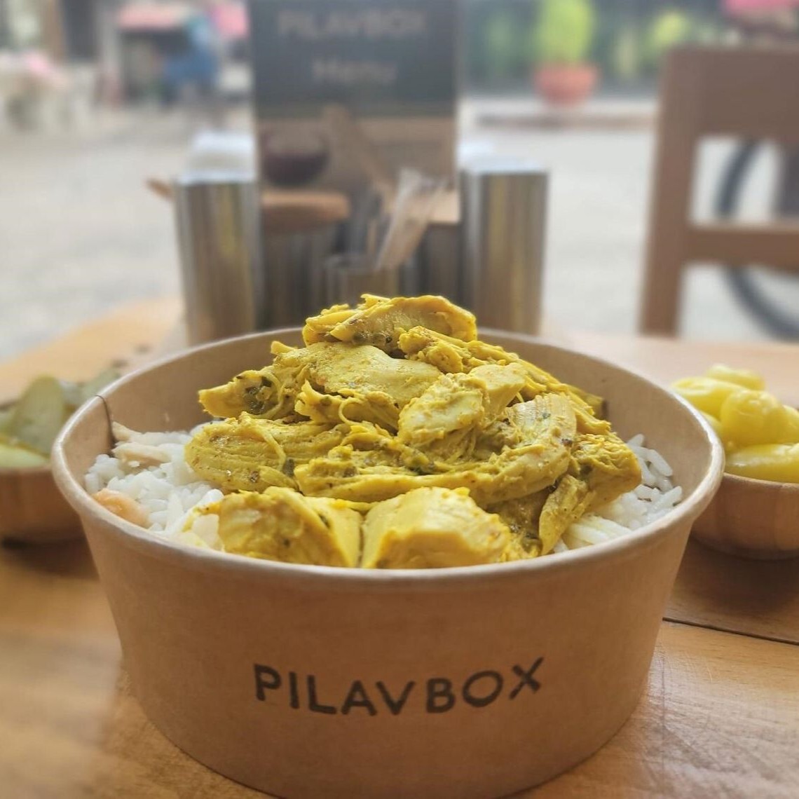 Köri Soslu Tavuklu Pilav (250 gr.)