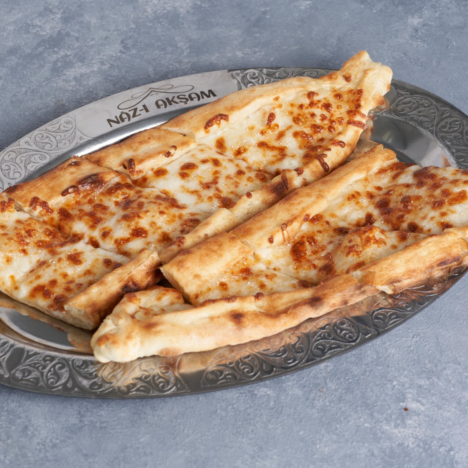 Kaşarlı Pide