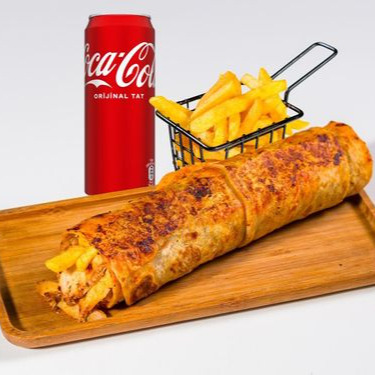100 gr Klasik Tavuk Döner Dürüm+Patates Kızartması+Şişe Kola (200ml)