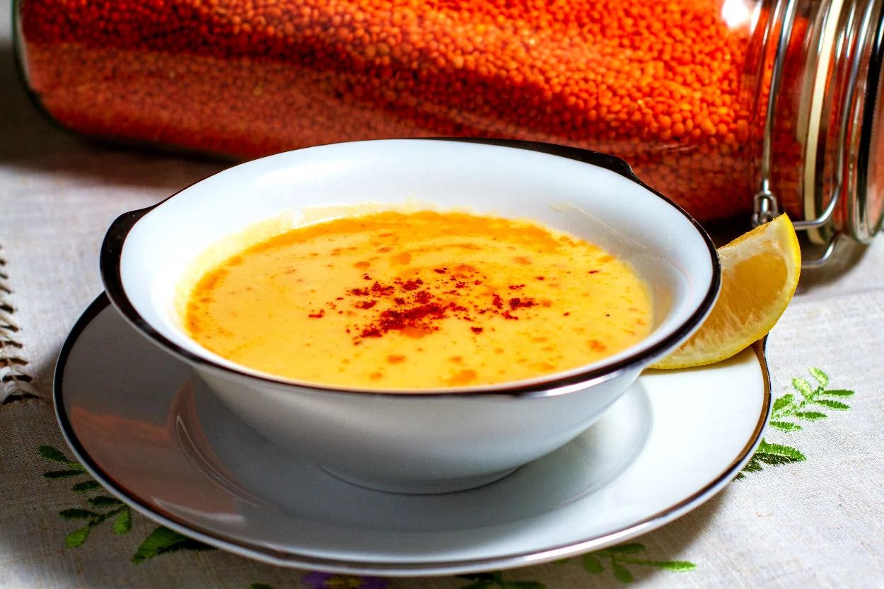 Tereyağlı Mercimek Çorbası