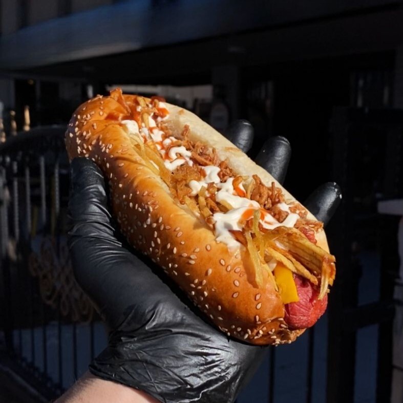 Mascott Hot Dog