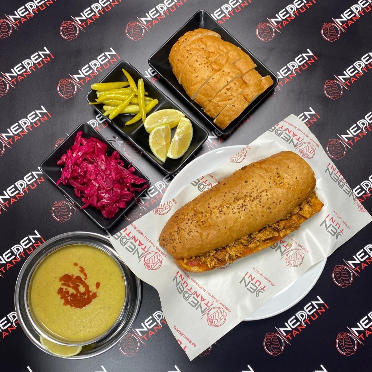 Cazip Tavuk Ekmek Ve Çorba Menü