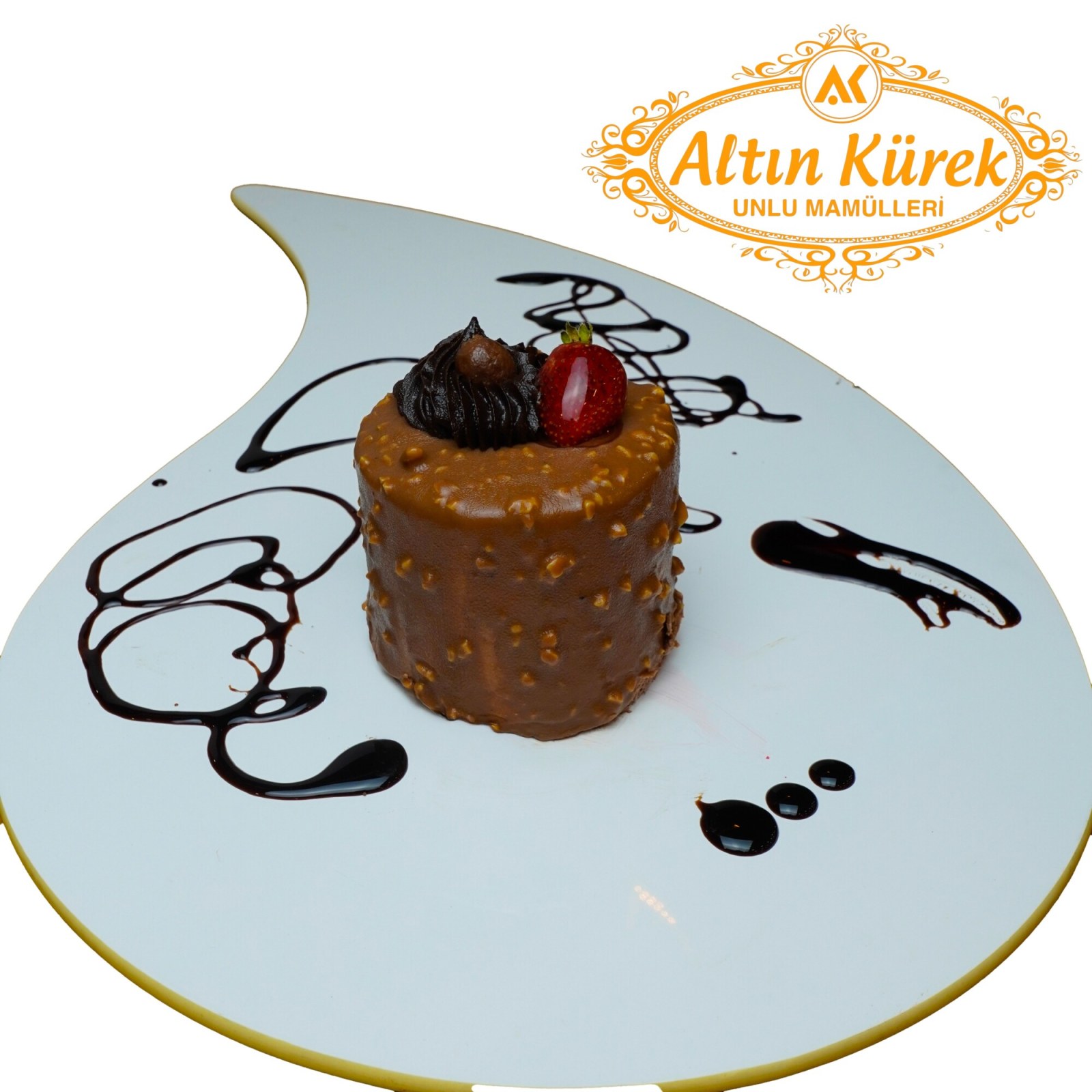 Krokanlı Fındıklı Çikolatalı Adet Pasta