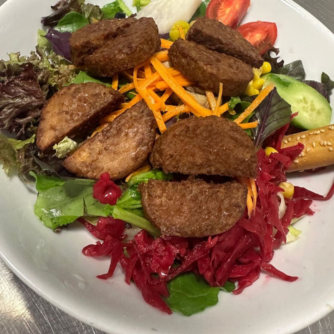 Vegan Köfteli Salata