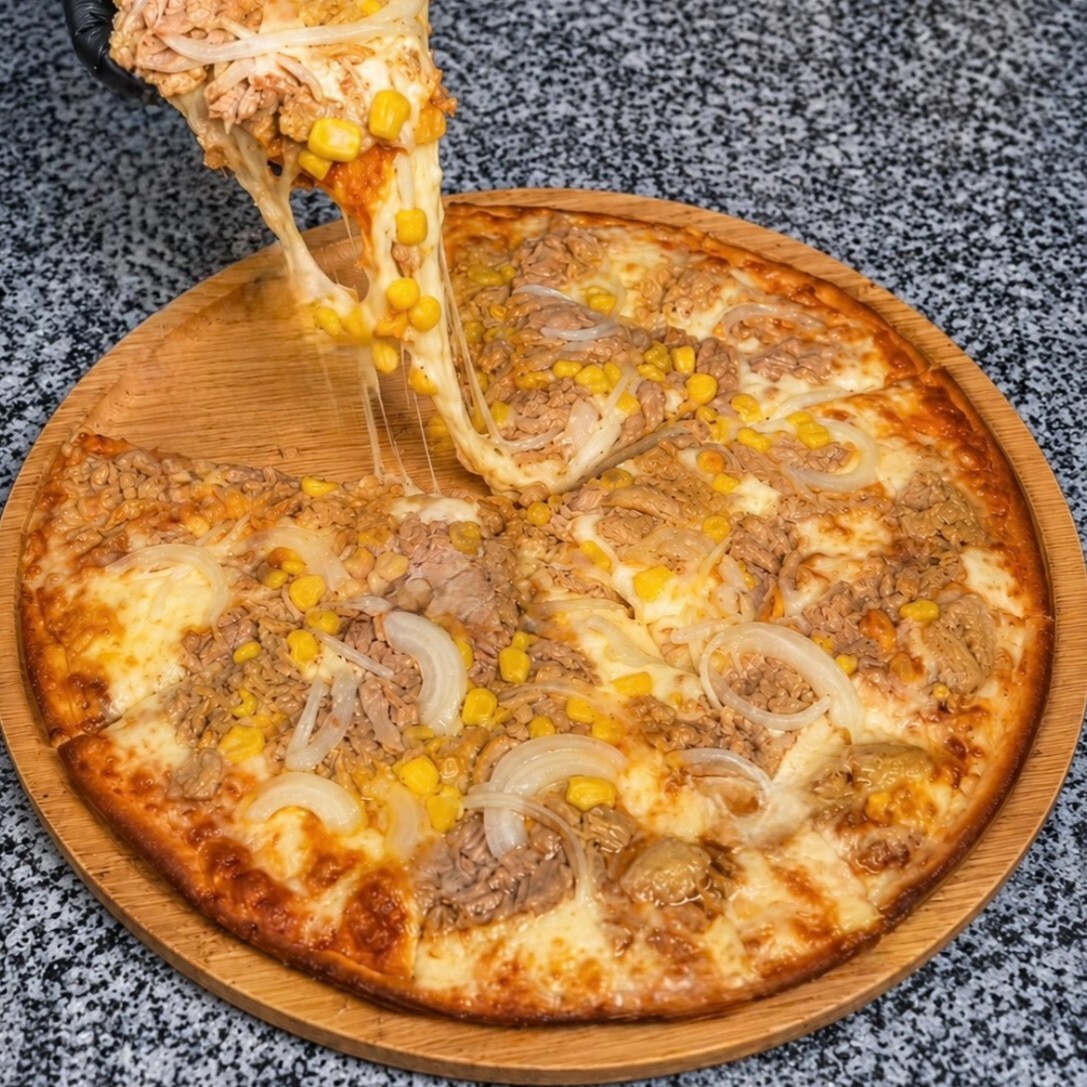 Ton Balıklı Pizza