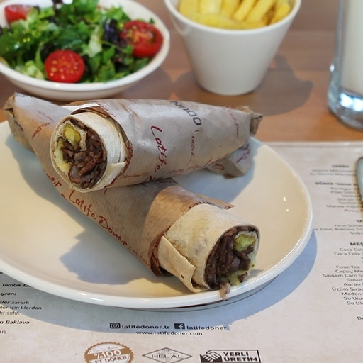 Dürüm Et Döner Menü + Seçeceğiniz içecek