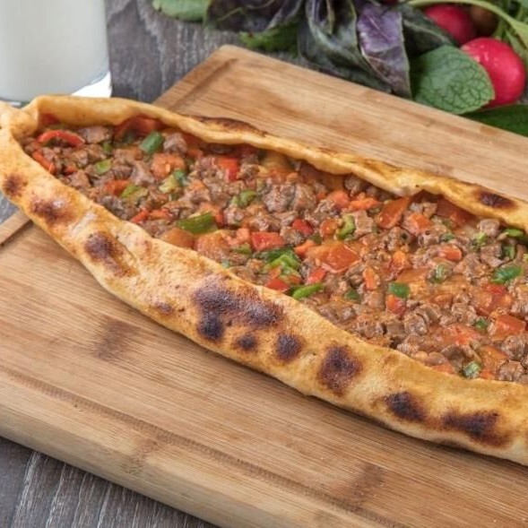 Kıymalı Pide