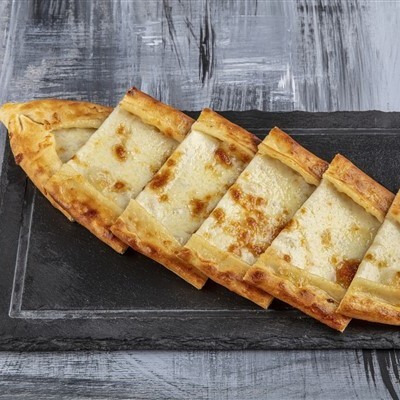 Bol Kaşarlı Taş Fırın Pide