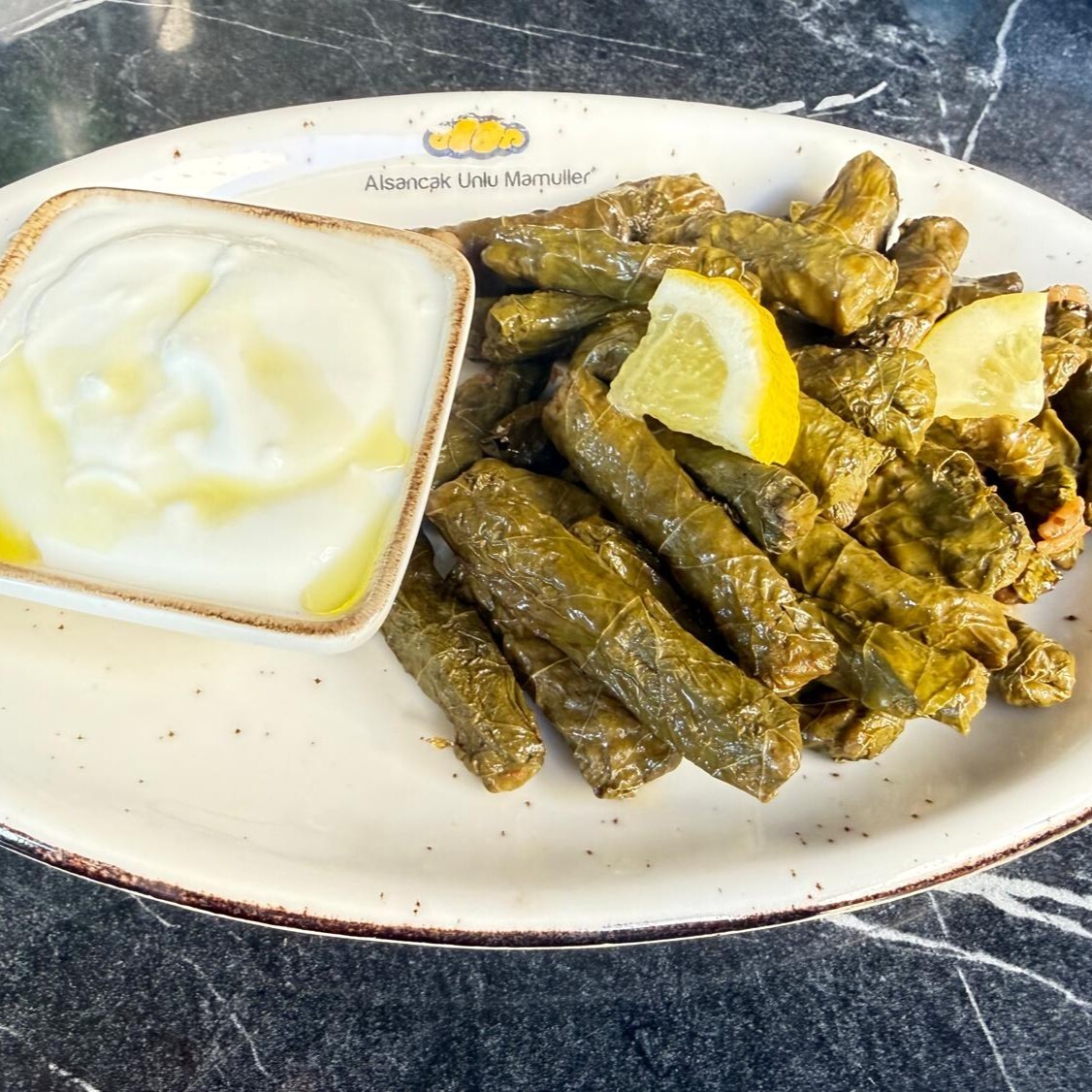 Zeytinyağlı Yaprak Sarma