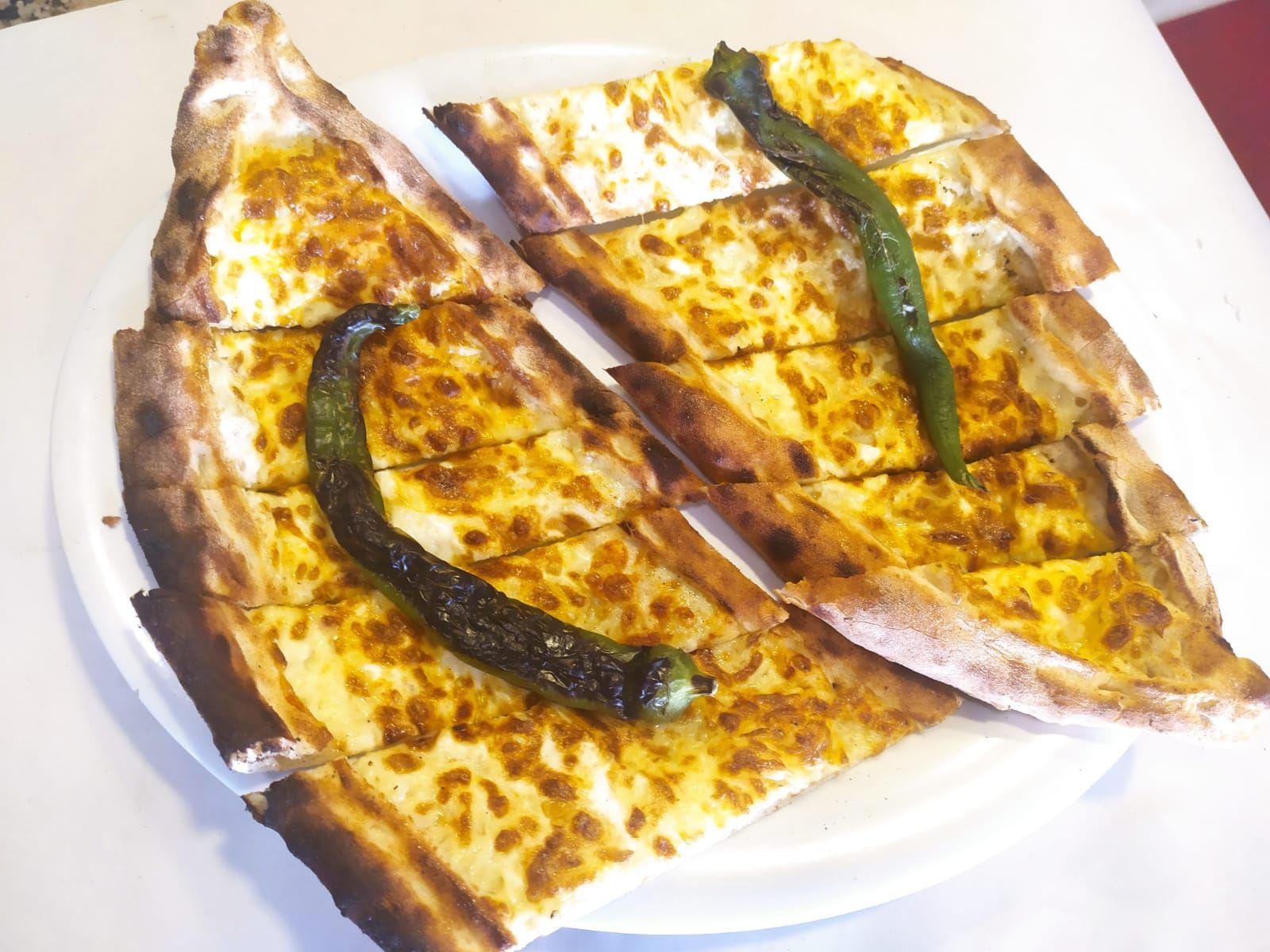 Kaşarlı Pide