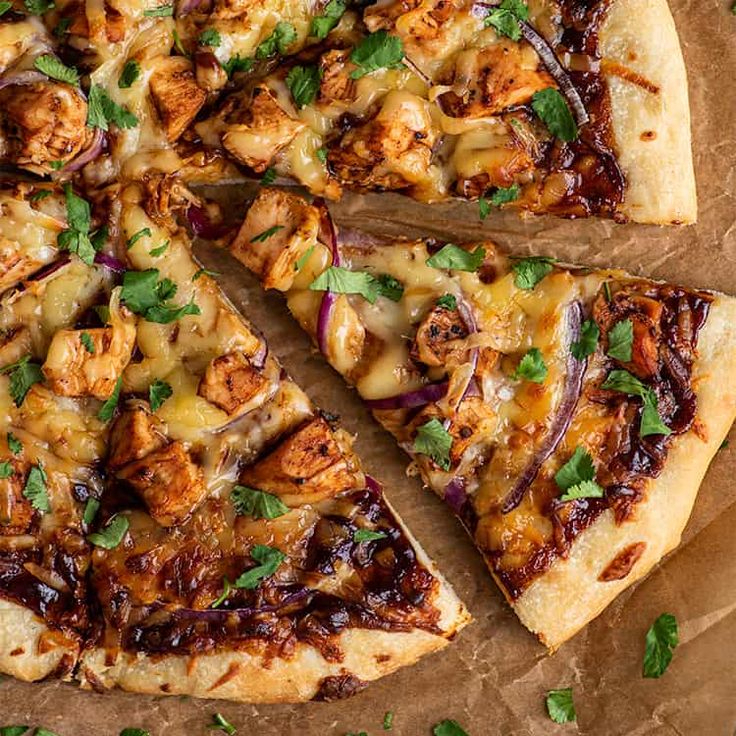 Kavurmalı Pizza (Büyük)