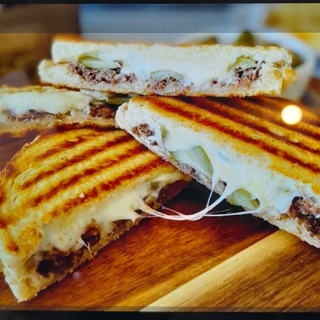 Kavurmalı Tost