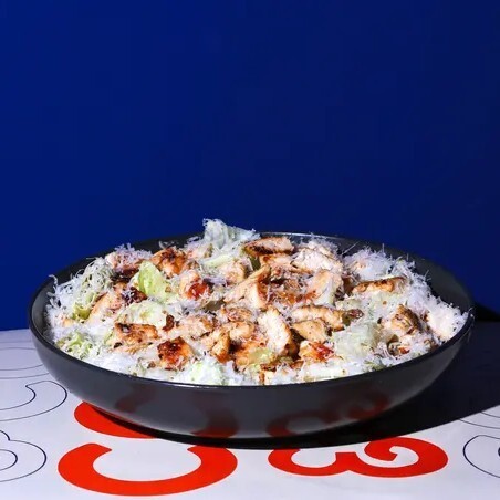 Coni Sezar Salata Izgara Tavuklu