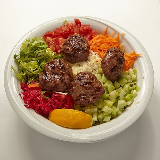 Köfteli Peynirli Salata