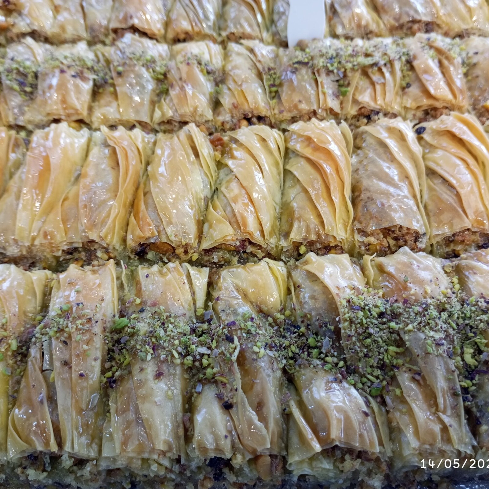 Antep Fıstıklı Maraş Baklava ( 1 KG )
