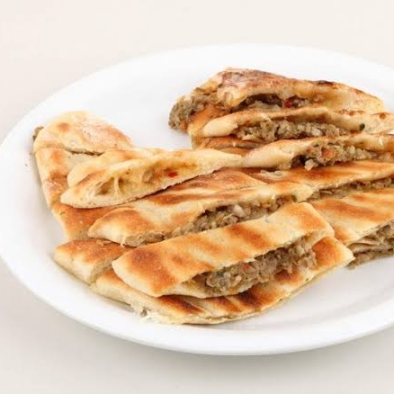 Kıymalı Kır Pidesi