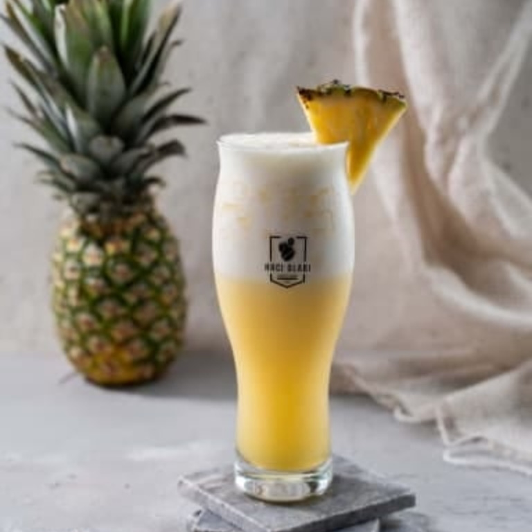 Ananas Suyu
