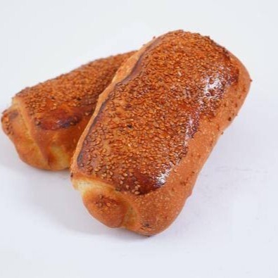 Sosisli Salçalı Açma