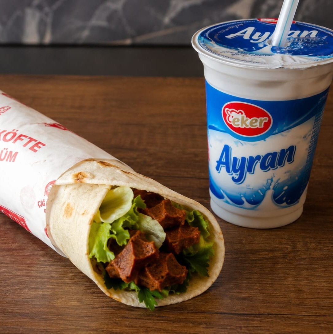 Çiğ Köfte Dürüm + Ayran (20cl) Menü