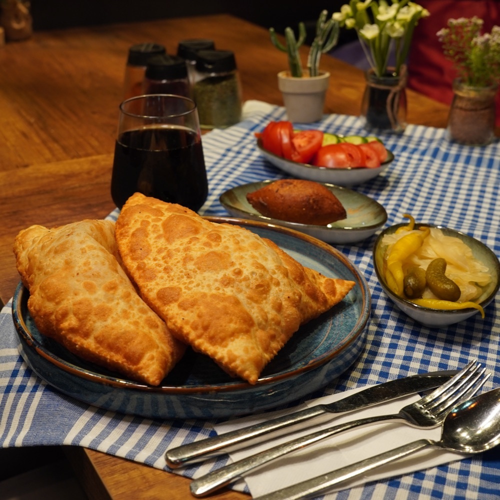 Eskişehir Çiğ Börek (Kıymalı) (2 Adet)