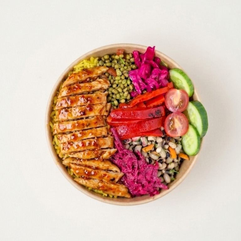 Acılı Tavuklu Salata