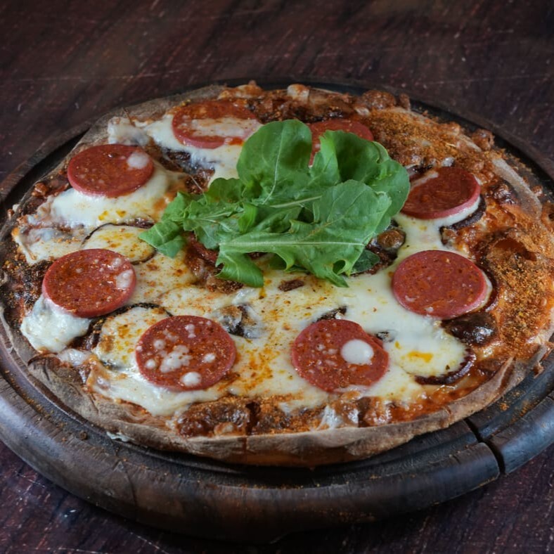 Sucuklu Pizza