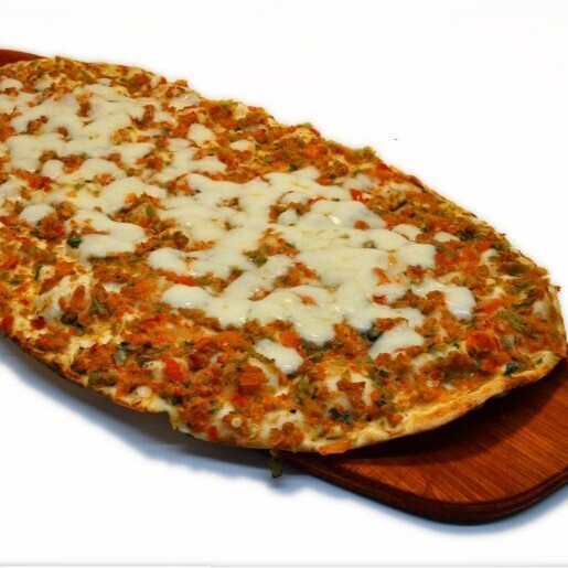 Kaşarlı Lahmacun