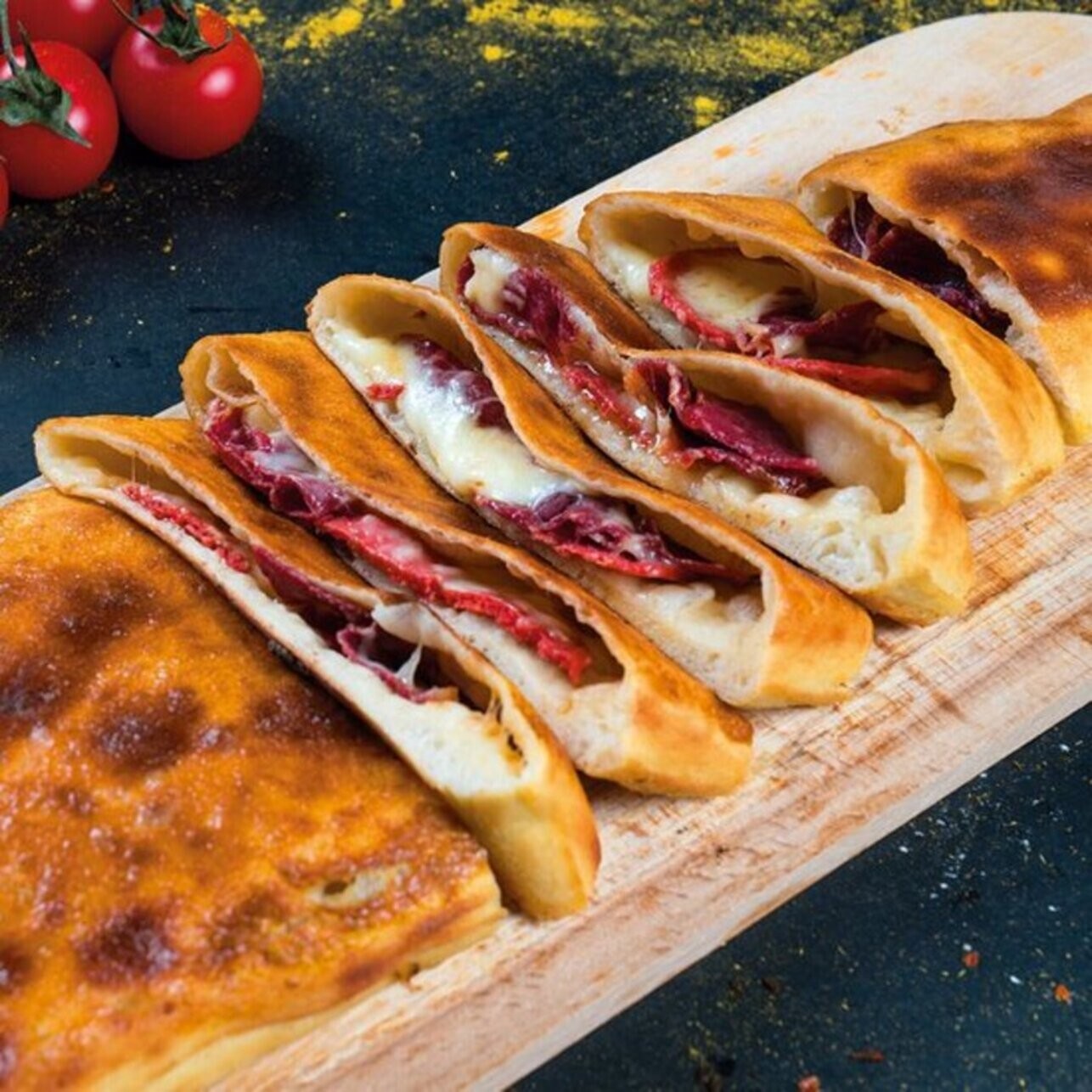 Pastırma Kaşarlı Pide (Kapalı) Menü