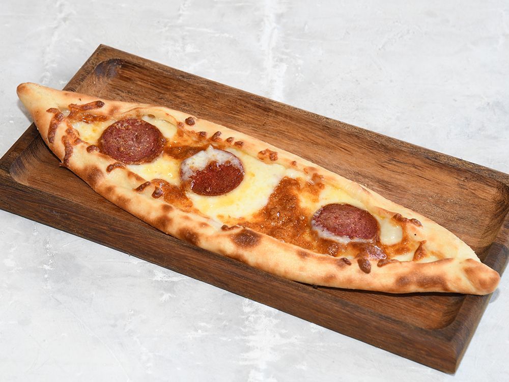 Sucuklu Kaşarlı Pide (Açık)