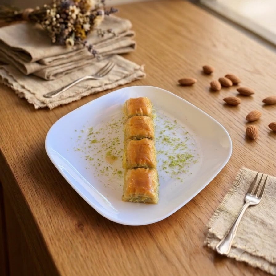 Özel Fıstıklı Baklava (1 Kg)
